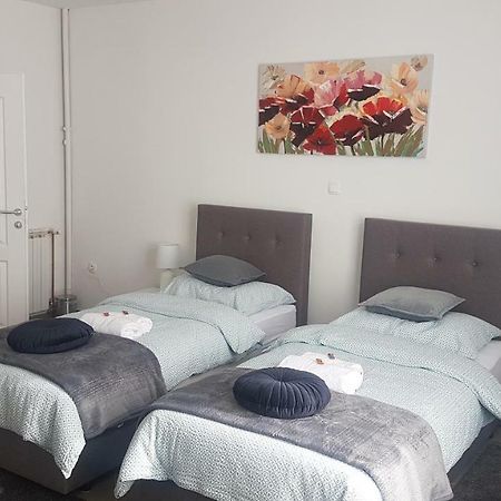 Marko Airport Rooms Велика-Горица Экстерьер фото