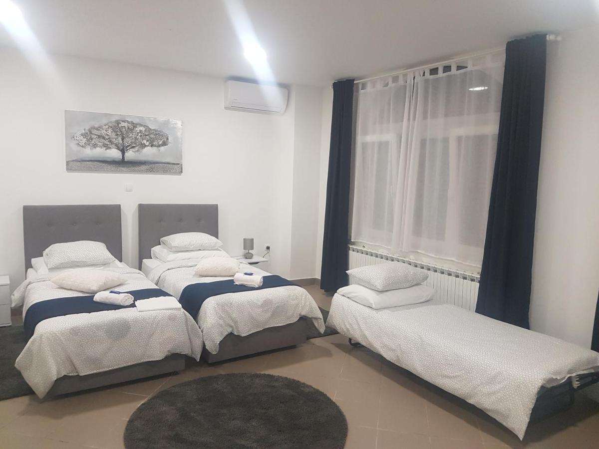 Marko Airport Rooms Велика-Горица Экстерьер фото
